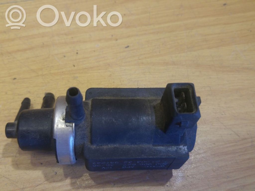 Volkswagen PASSAT B5 Electroválvula del turbo 