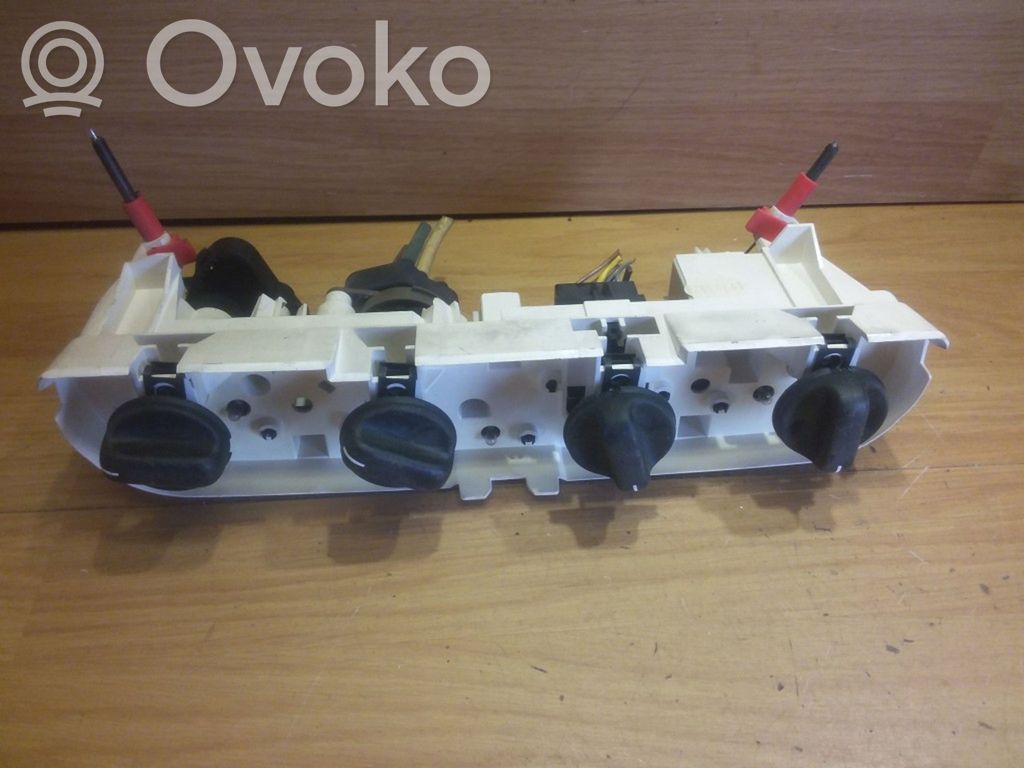 Opel Omega B1 Climate control unit 