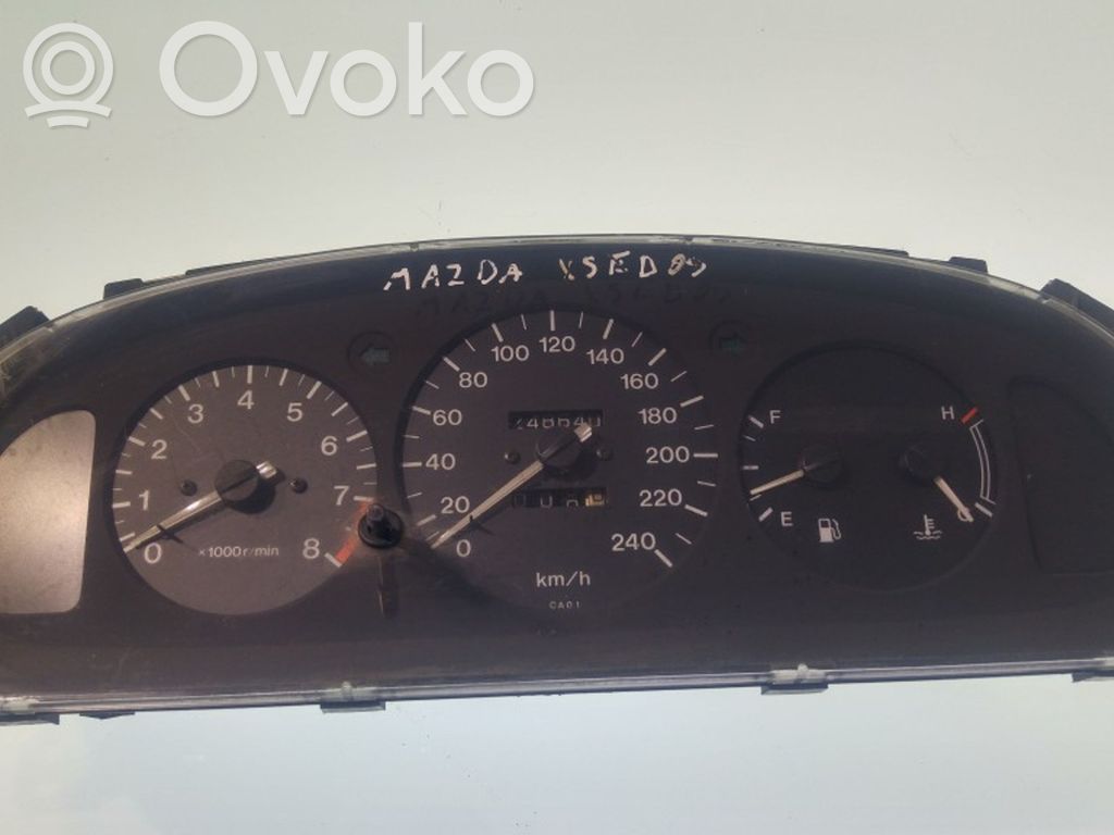 Mazda Xedos 6 Speedometer (instrument cluster) 