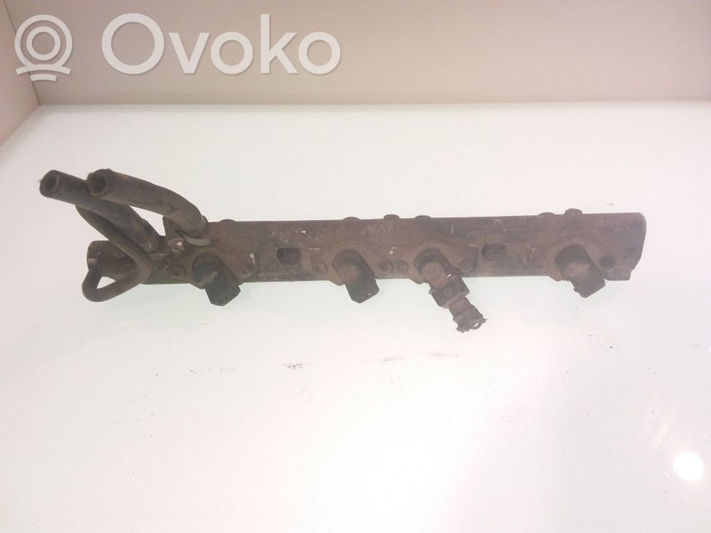 Renault Laguna I Fuel main line pipe 