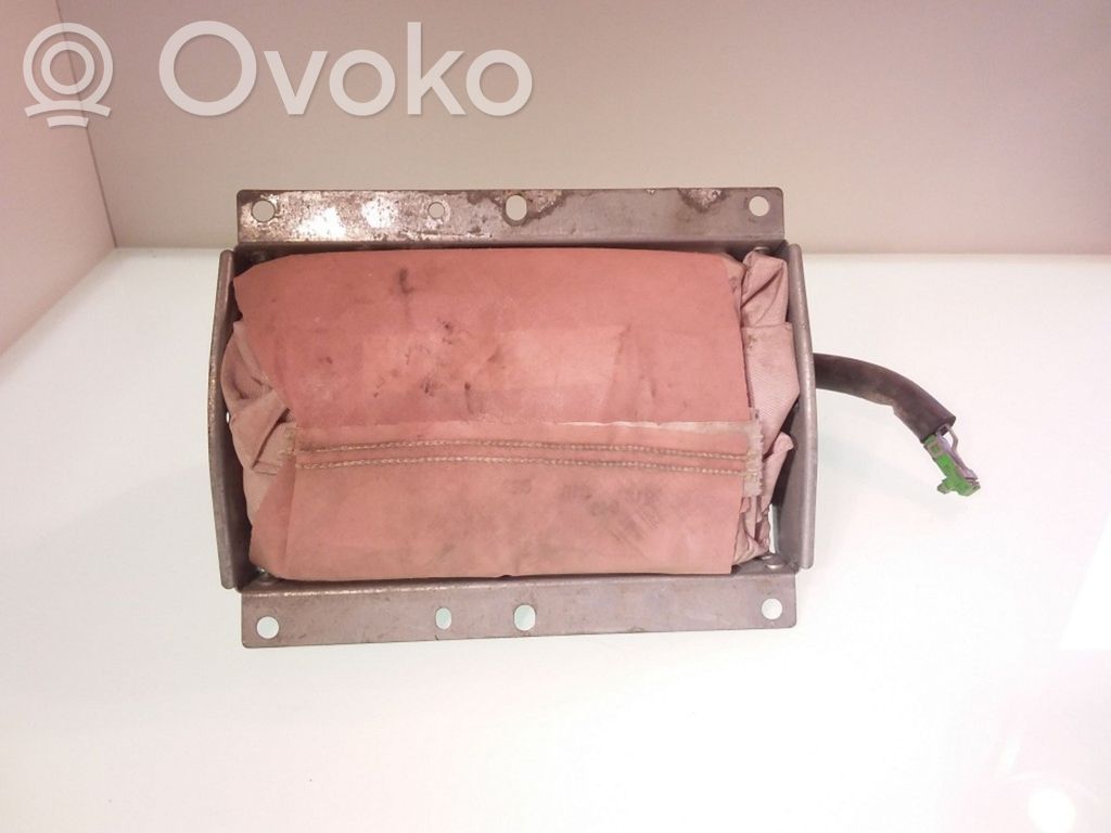 Saab 9-5 Keleivio oro pagalvė 