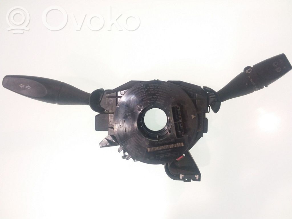 Ford Focus Commodo, commande essuie-glace/phare 
