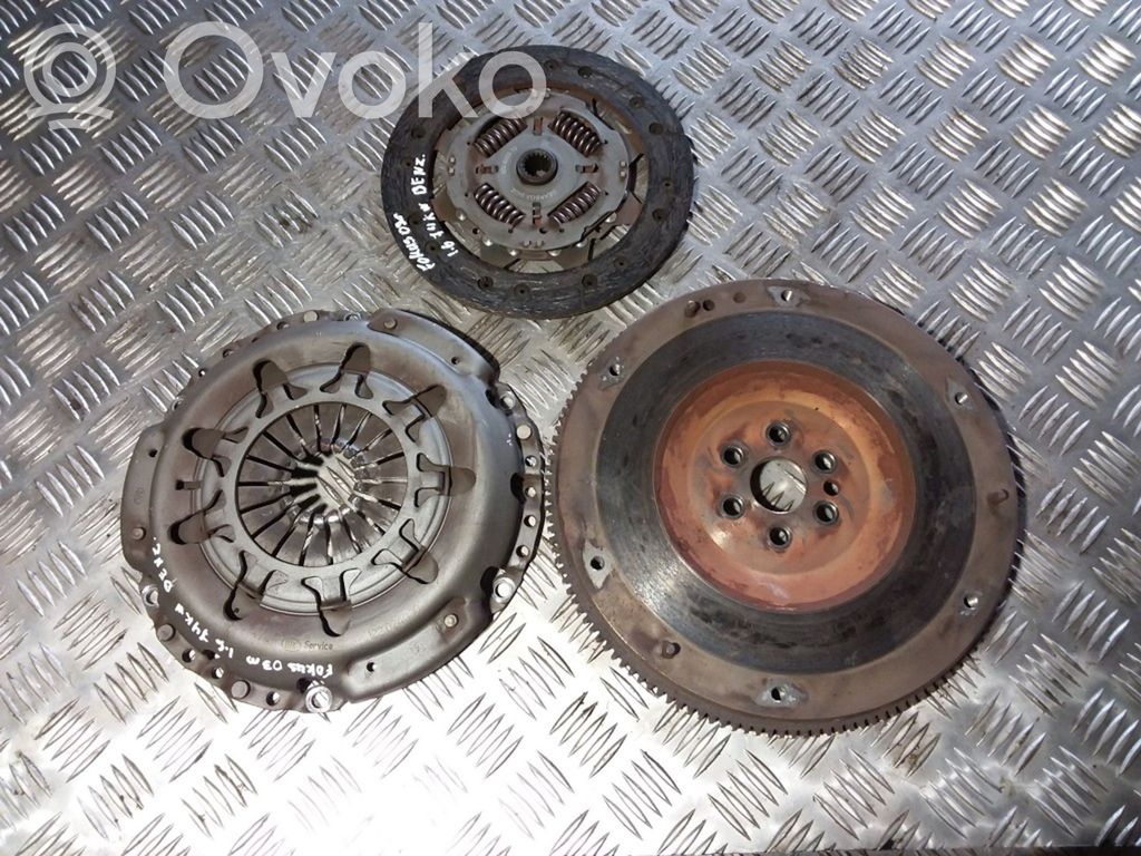Ford Focus Sankabos komplektas 