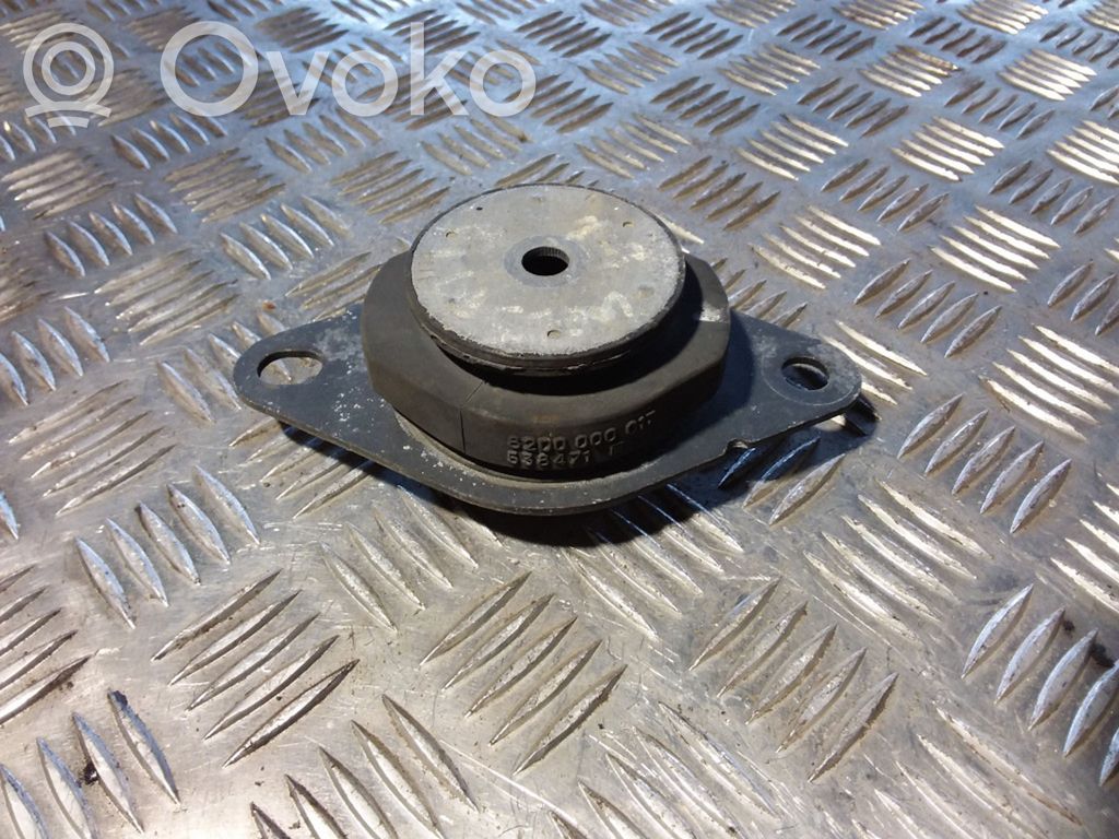 Renault Laguna II Engine mount bracket 