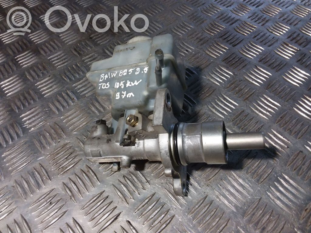 BMW 5 E39 Pagrindinis stabdžių cilindriukas 