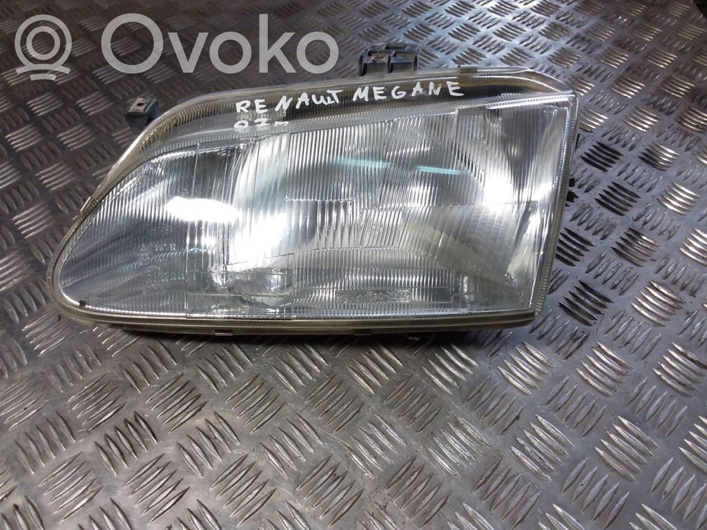 Renault Megane I Headlight/headlamp 