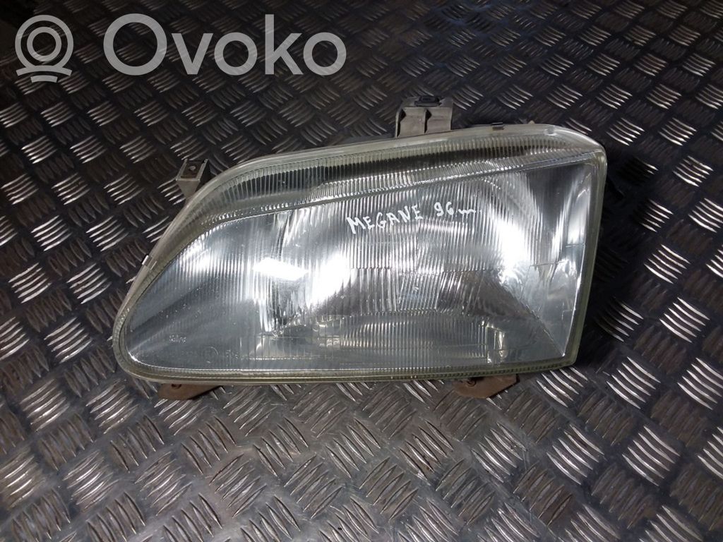 Renault Megane I Lampa przednia 