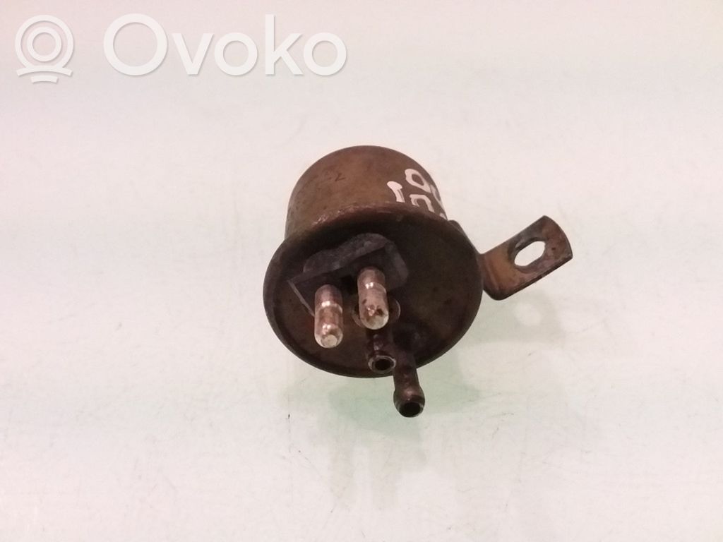 Audi 100 S4 C4 Válvula de vacío 