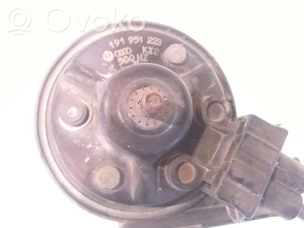 Volkswagen Golf IV Garso signalas 