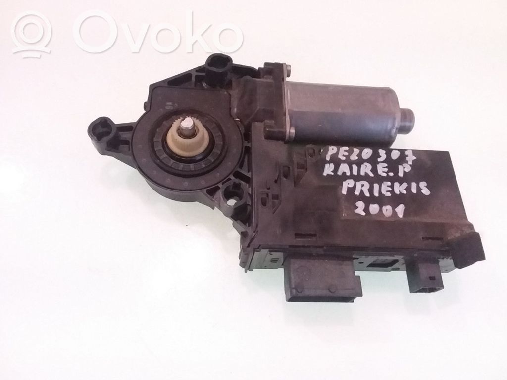 Silnik regulatora szyby drzwi przednich   9637130780,0130821767