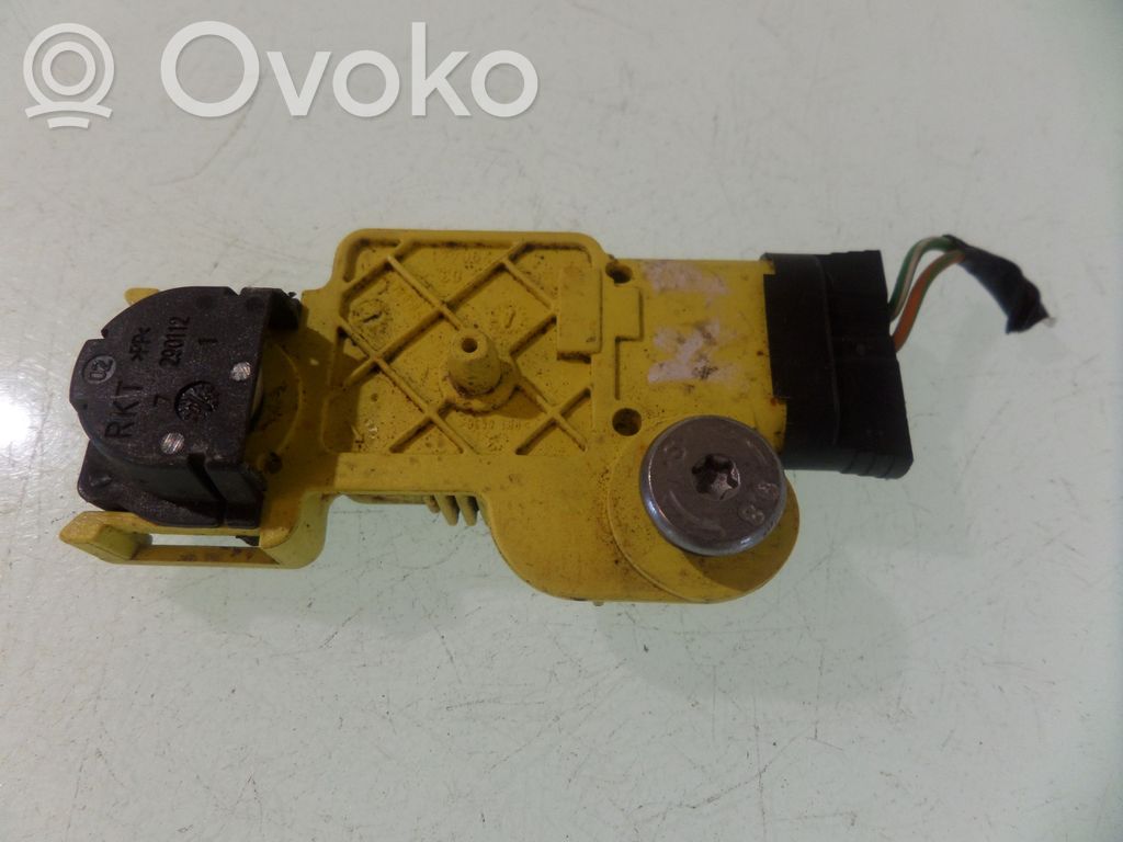 Opel Astra H Senzor impact/declanșare airbag 