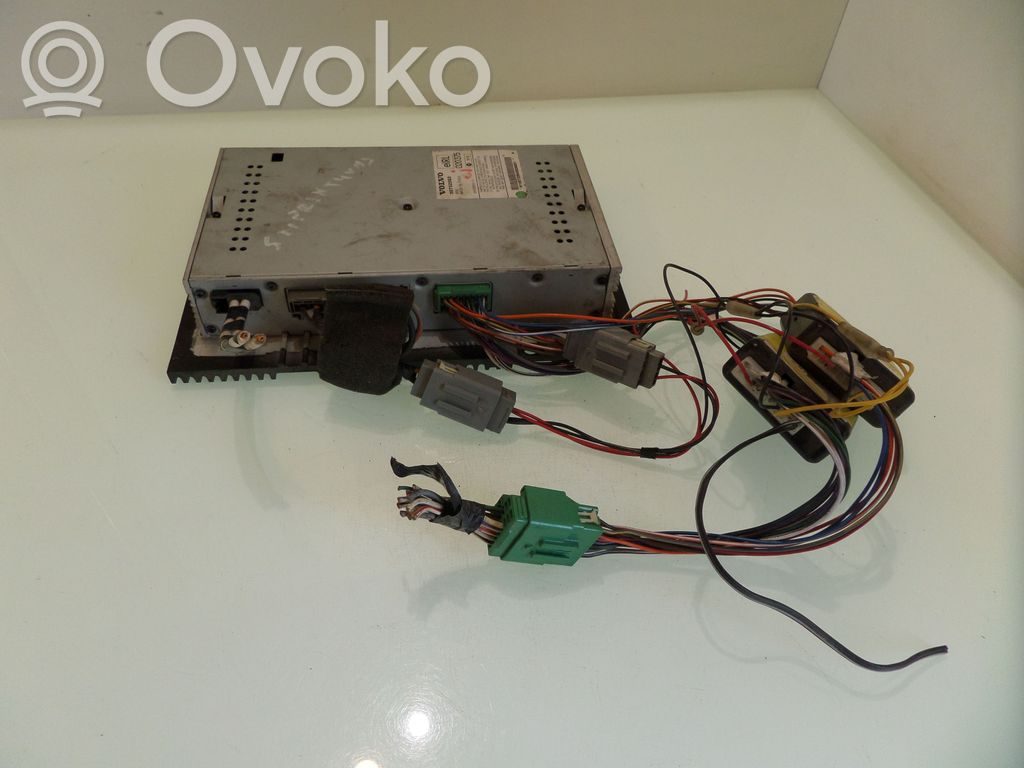 Volvo V50 Sound amplifier 