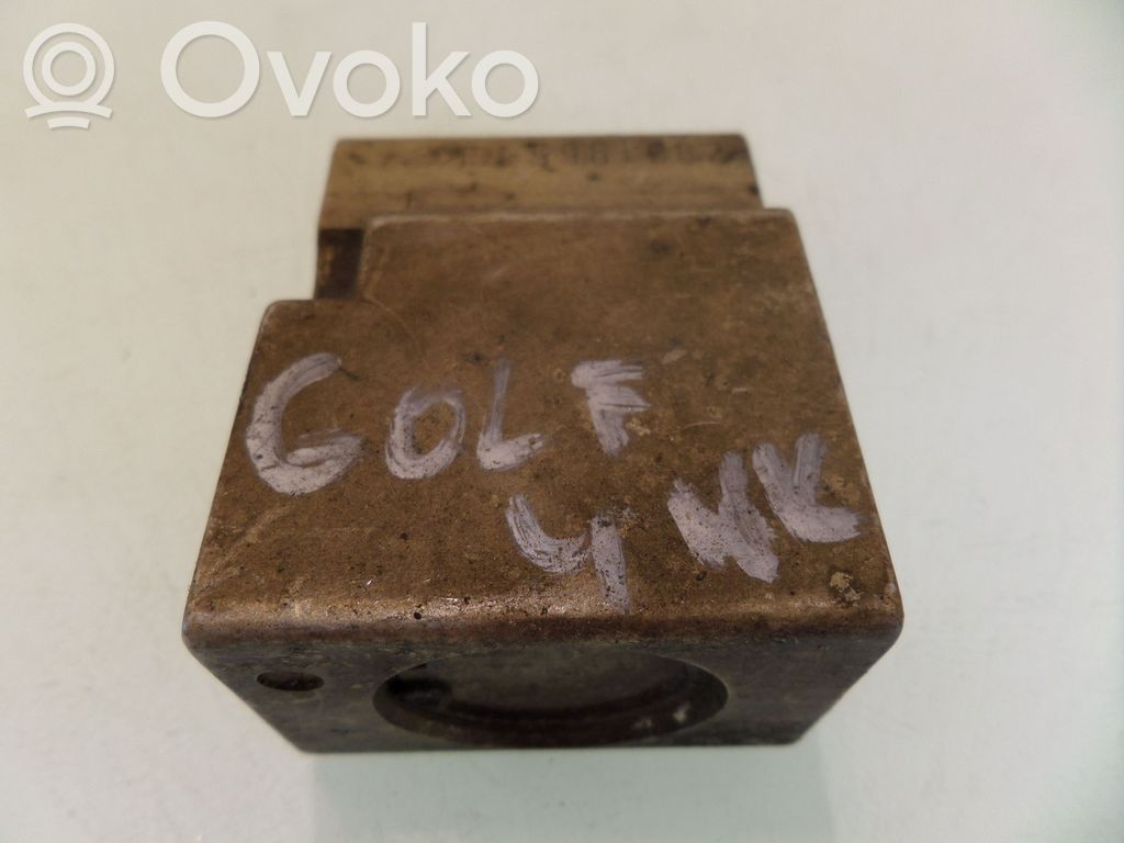 Volkswagen Golf IV Zawór rozprężny klimatyzacji A/C 