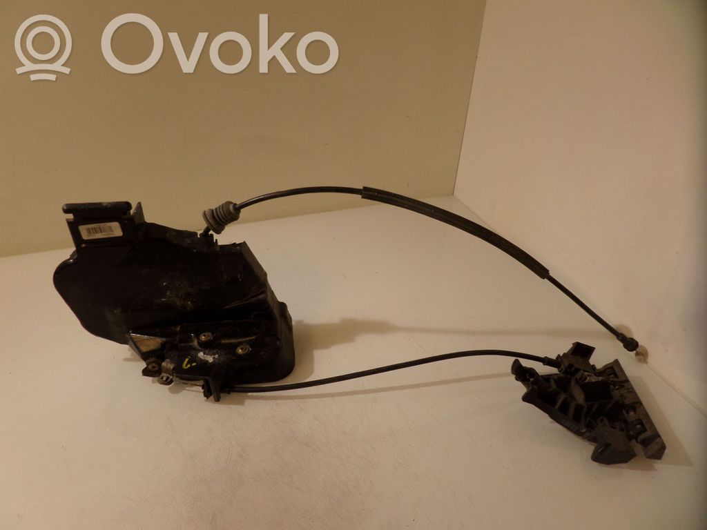 Volvo V50 Takaoven lukko 