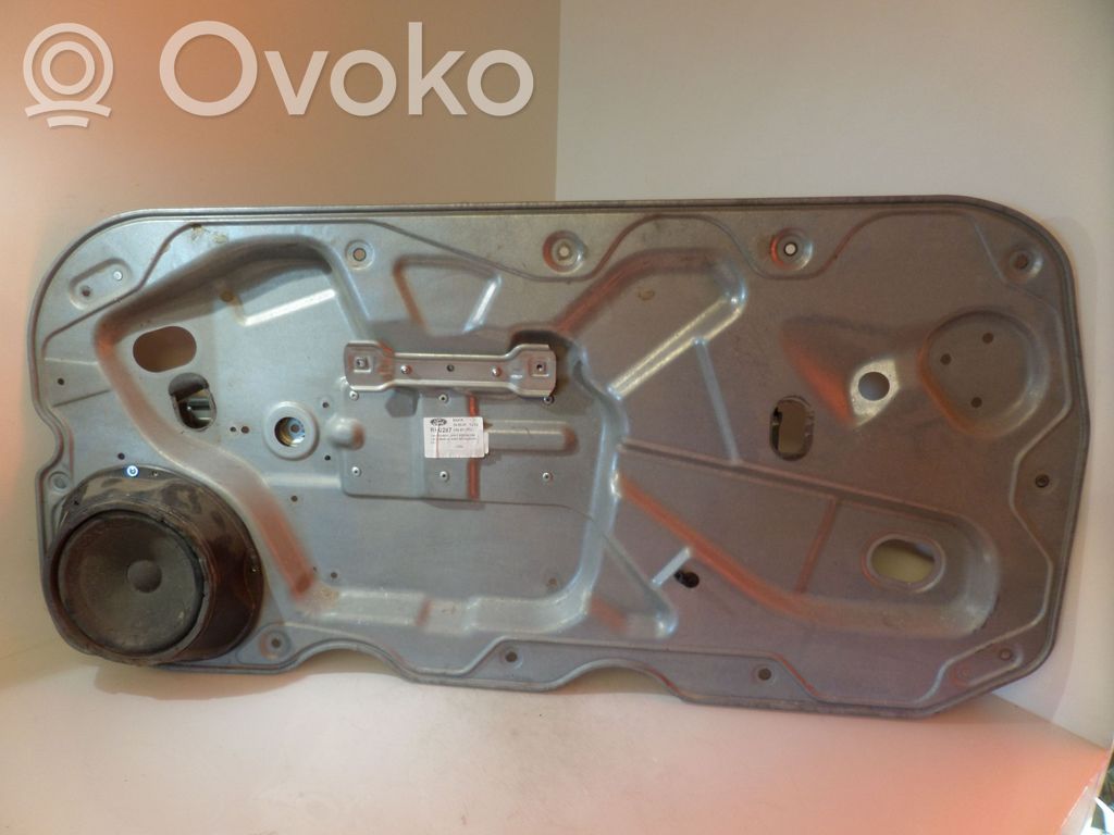 Ford Focus Regulador de puerta delantera con motor 