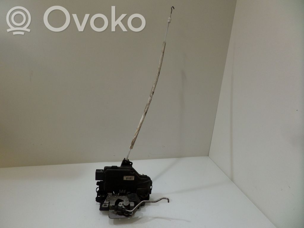 Audi A6 S6 C5 4B Serrure de porte avant 