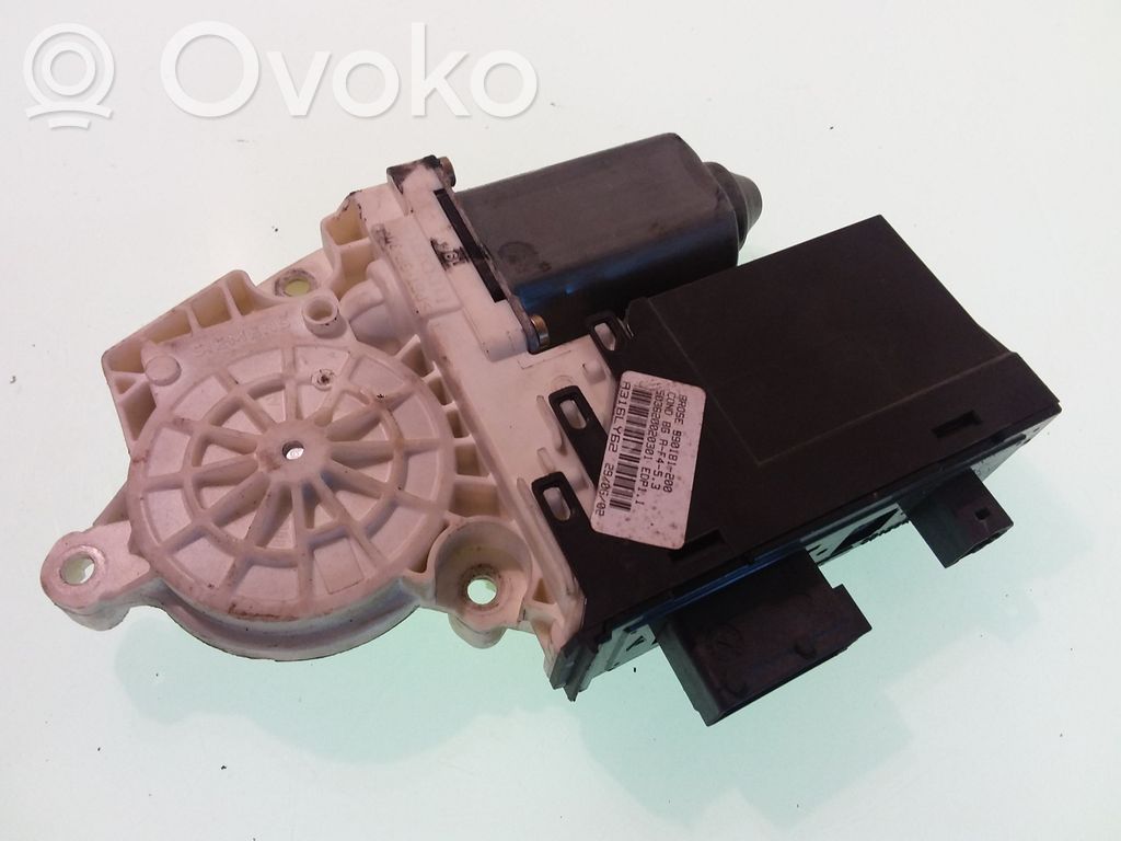 Citroen C5 Front door window regulator motor 