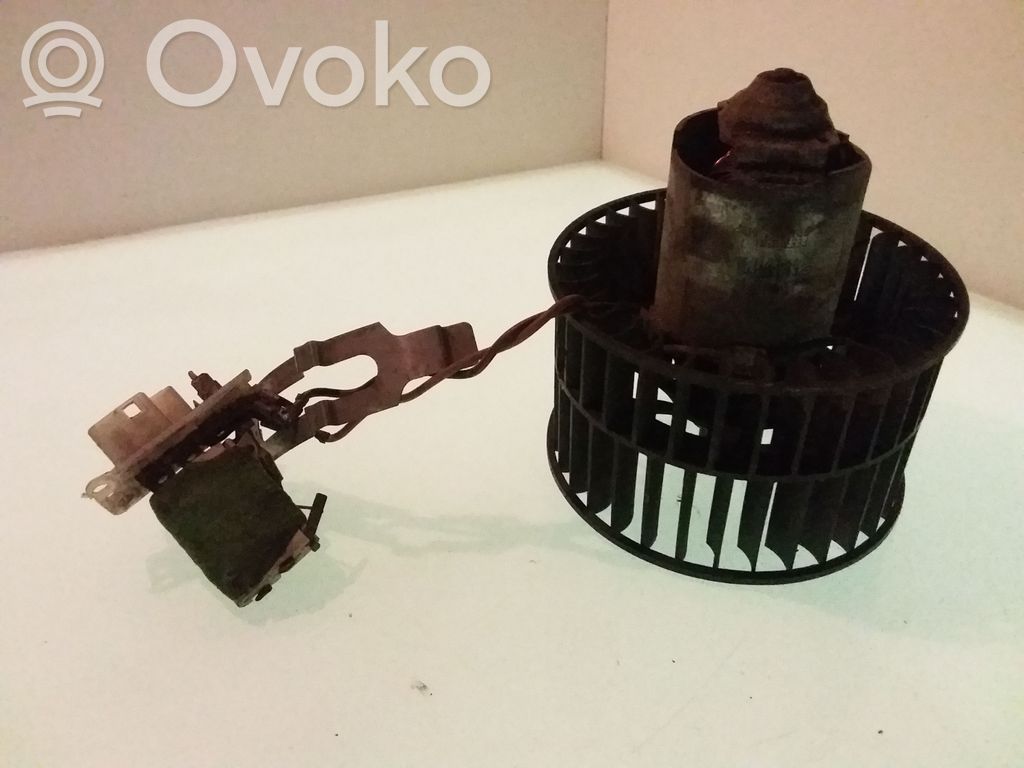 Opel Corsa B Pečiuko ventiliatorius/ putikas 
