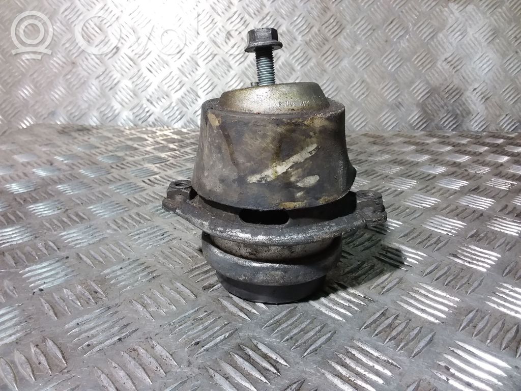 Porsche Cayenne (9PA) Engine mount bracket 