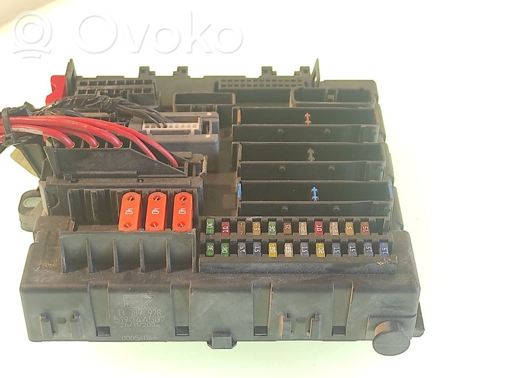 Opel Vectra C Fuse module 