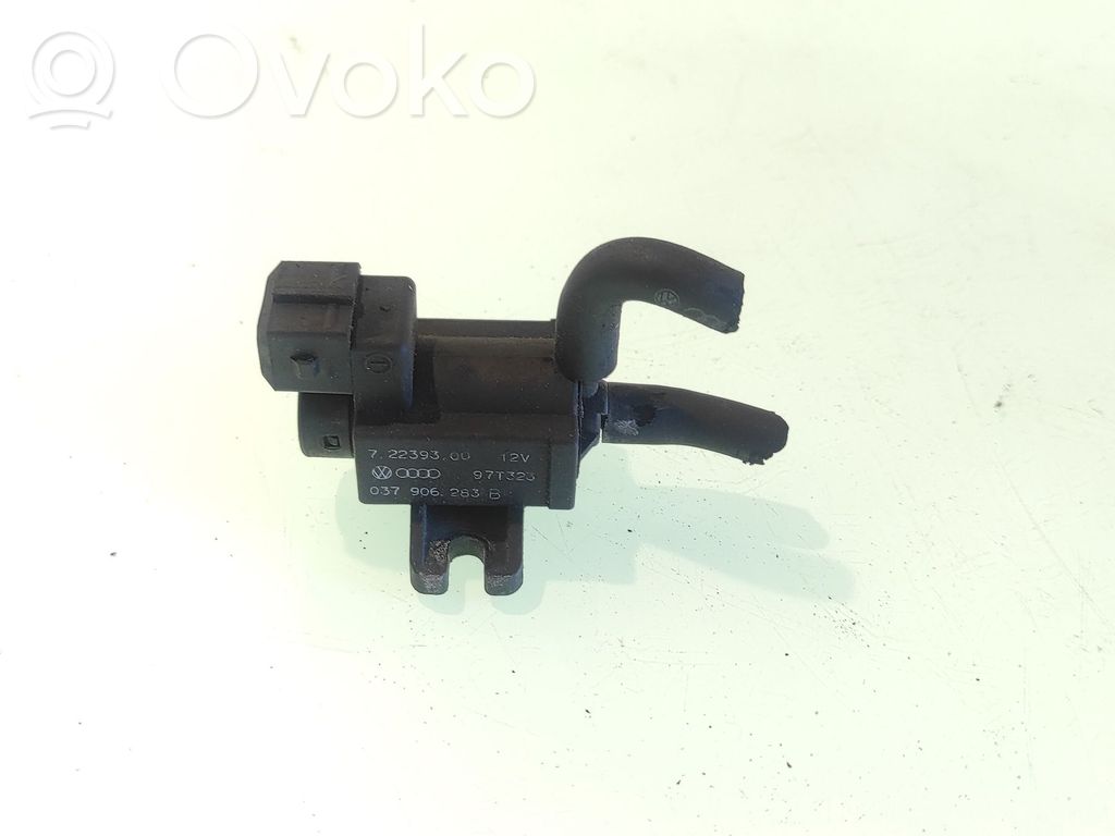 Audi A3 S3 8L Turbolader Druckwandler Magnetventil 