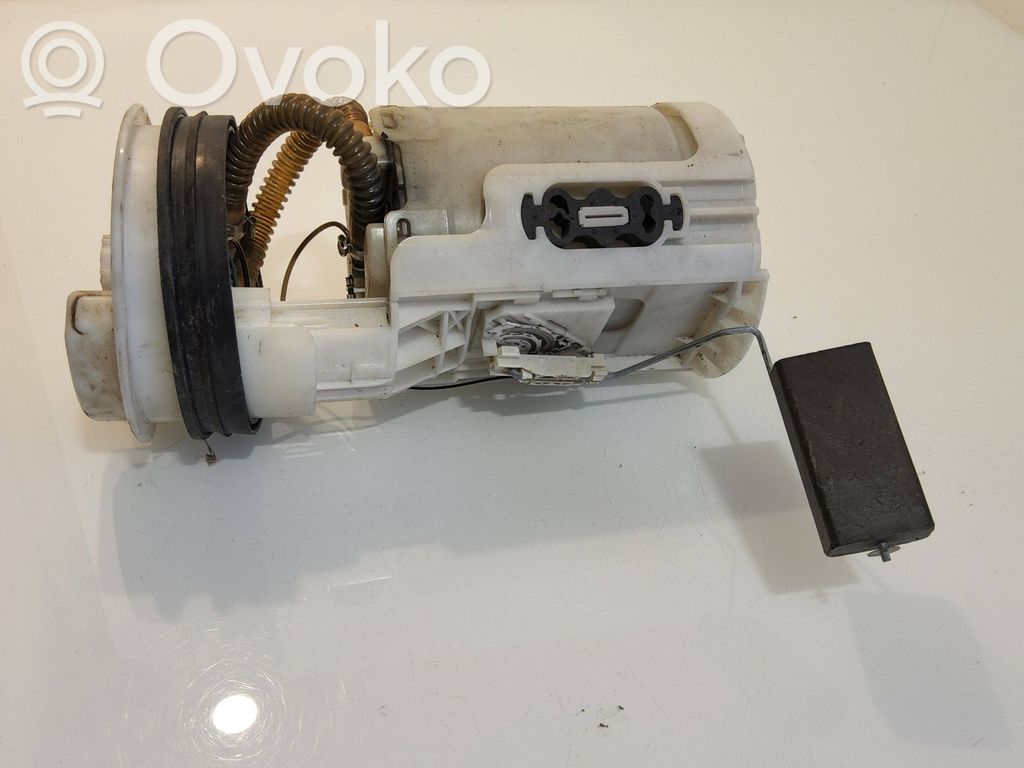 Audi A3 S3 8L Pompe à carburant 