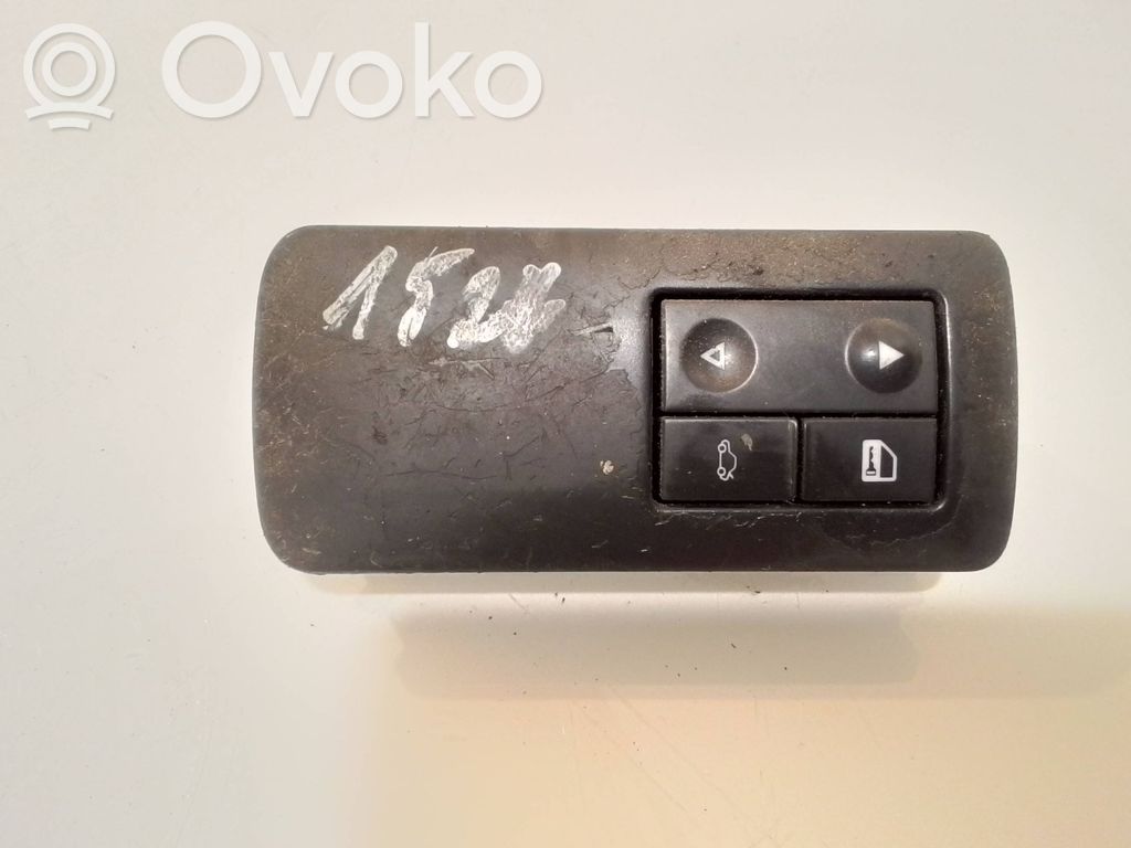 Opel Vectra C Elektrinių langų jungtukas 