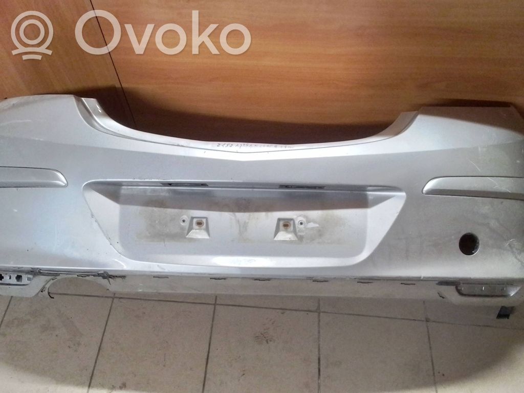 Opel Astra H Galinis bamperis 