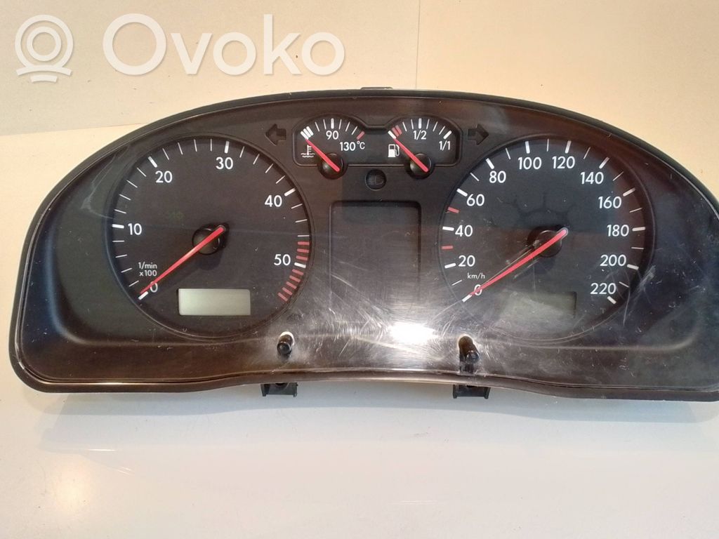 Volkswagen PASSAT B5 Nopeusmittari (mittaristo) 