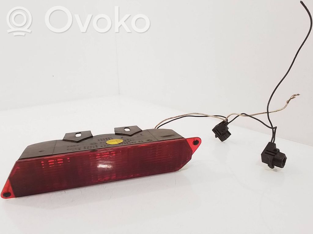 Chrysler Voyager Third/center stoplight 