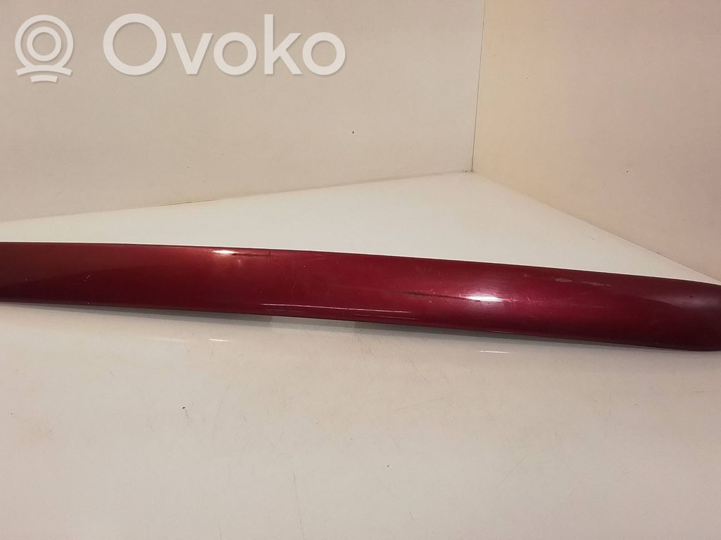 Chrysler Voyager Trunk door license plate light bar 