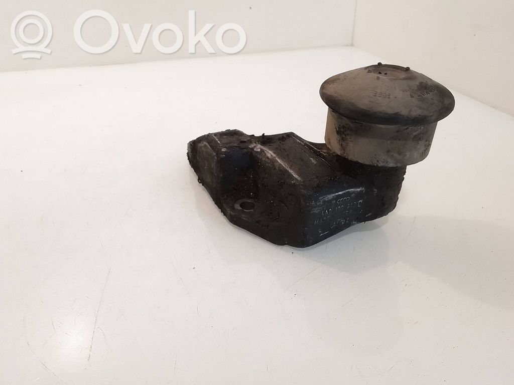 Audi A6 S6 C4 4A Engine mounting bracket 