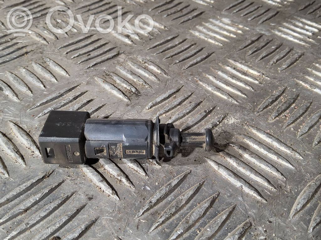 Renault Master II Interruptor sensor del pedal de freno 