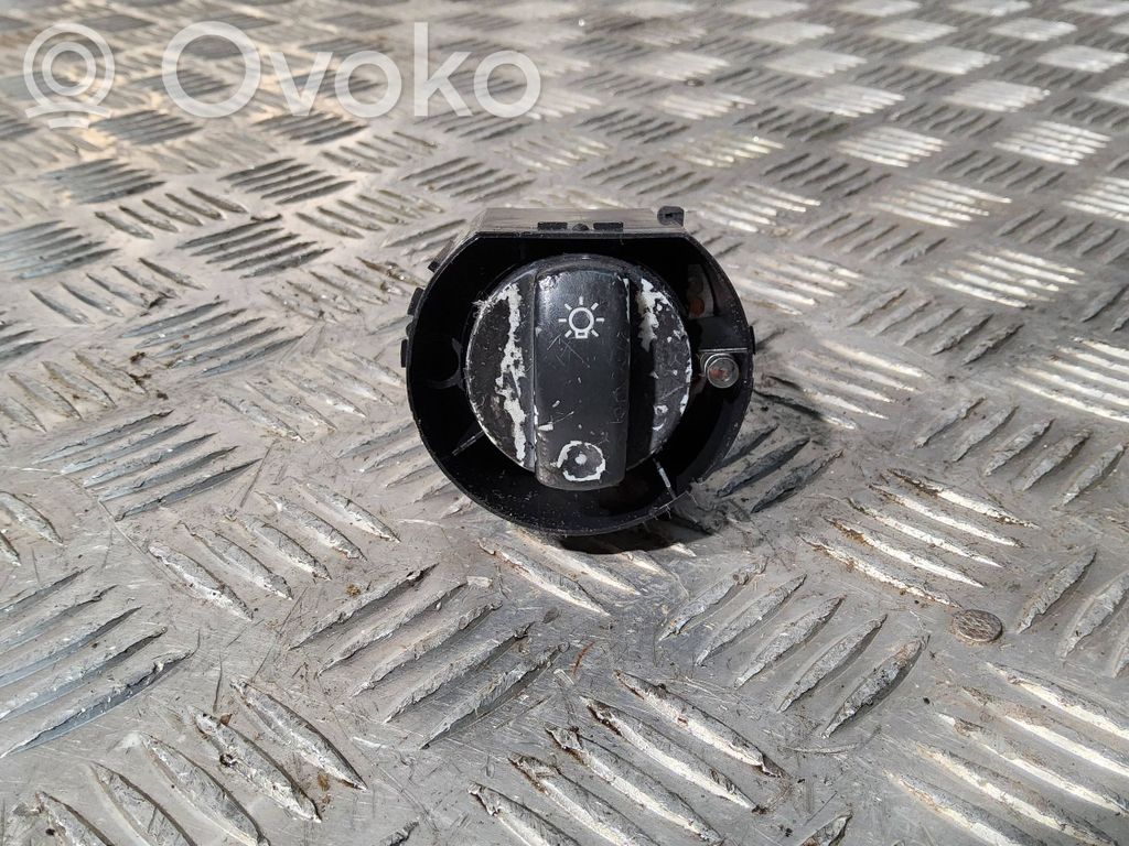 Audi A6 S6 C5 4B Light switch 