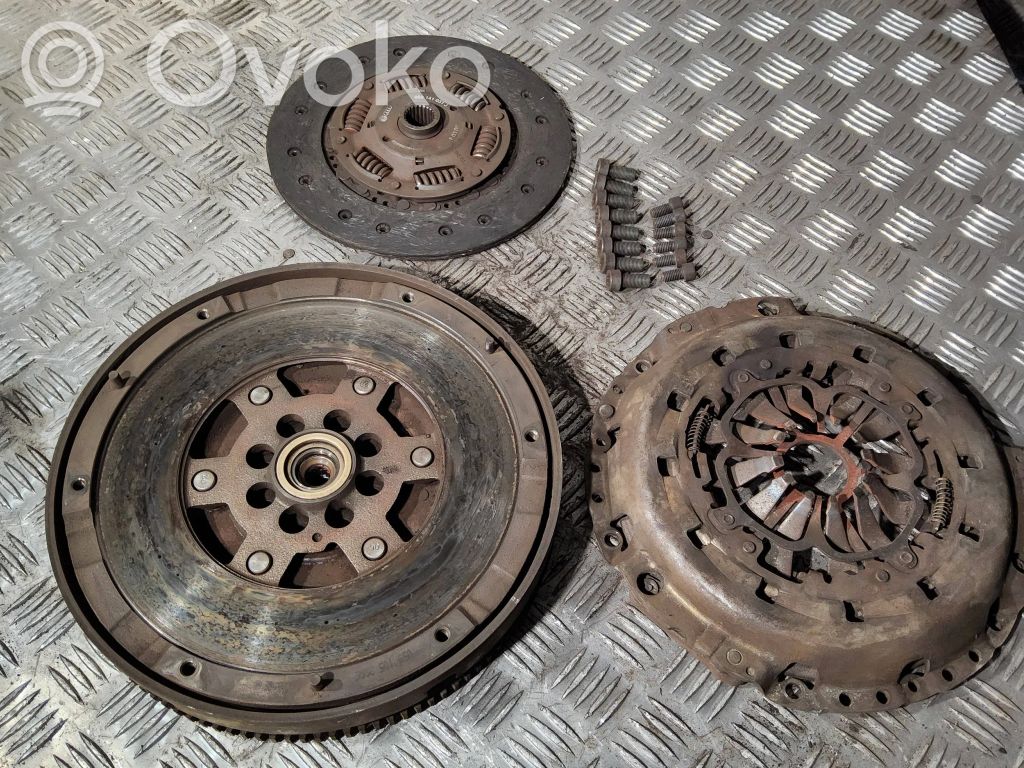 Audi A6 S6 C5 4B Sankabos komplektas 