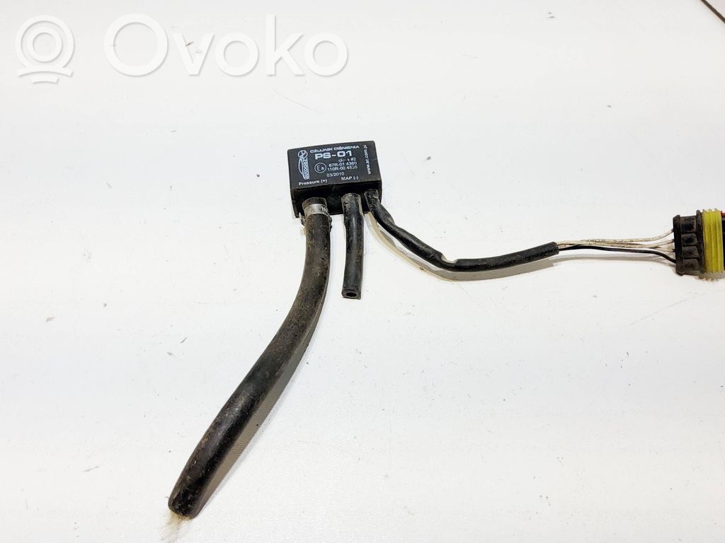 Volkswagen Golf IV Air pressure sensor 