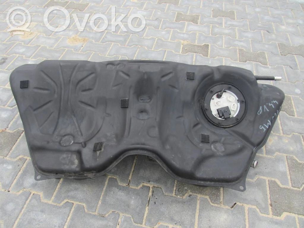 BMW 5 F10 F11 Rezervor combustibil 