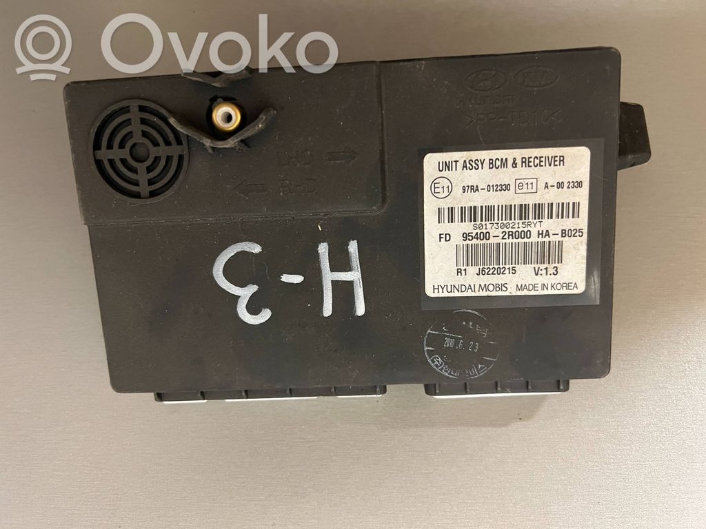 Hyundai i30 Antenna control unit 