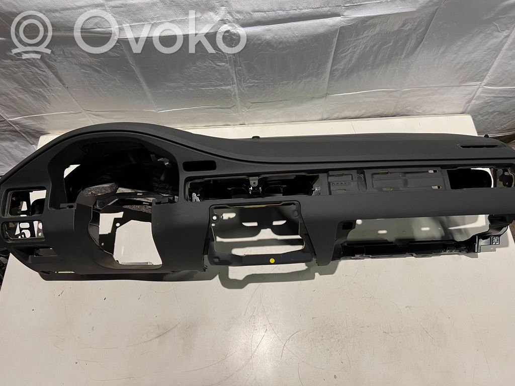 Volvo V70 Panelė 
