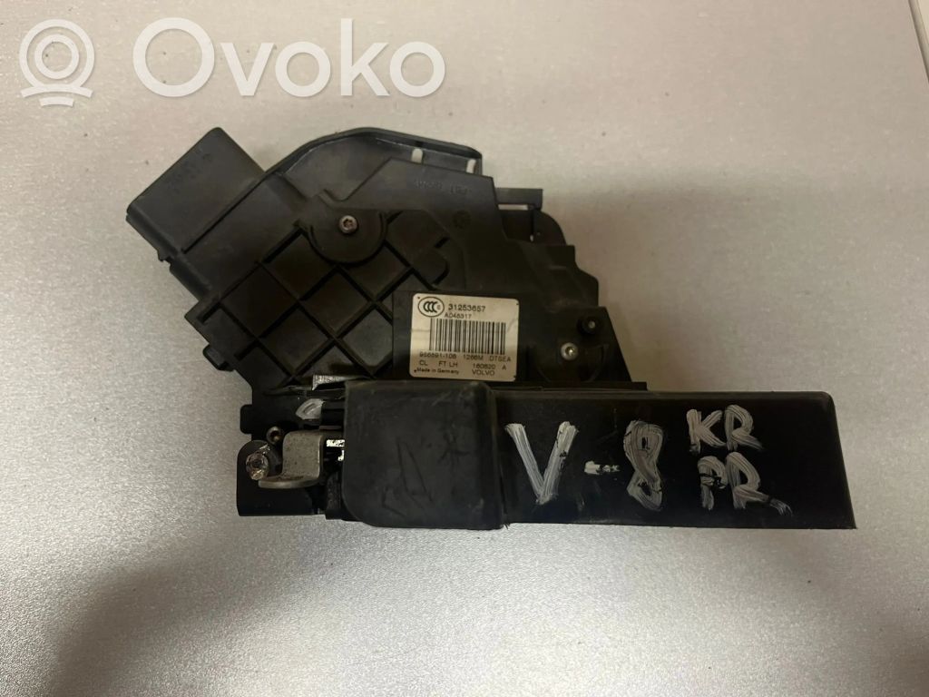 Volvo V50 Zamek drzwi przednich 