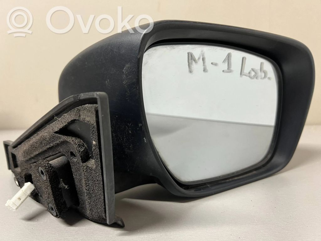 Front door electric wing mirror   E4012284,E4012285