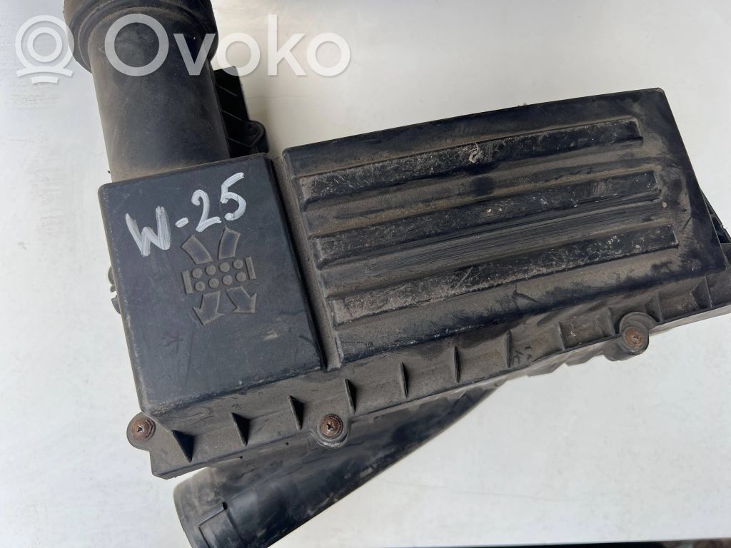 Volkswagen Golf V Obudowa filtra powietrza 