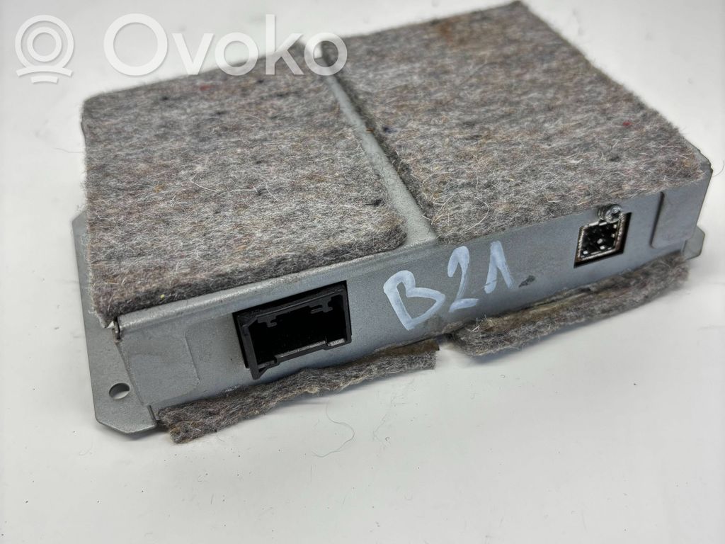 BMW 3 E90 E91 iPod connector socket 