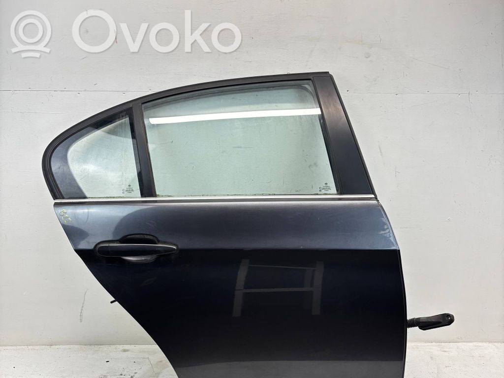 BMW 3 E90 E91 Aizmugurējās durvis 
