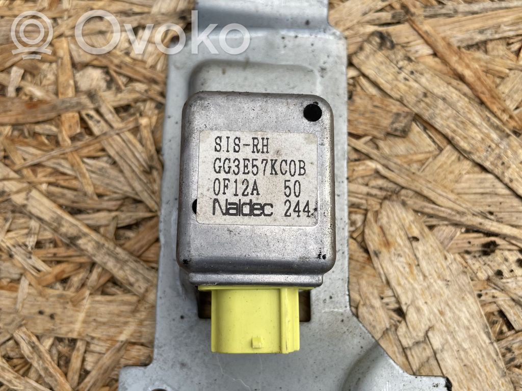Mazda 626 Airbagsensor Crashsensor Drucksensor 