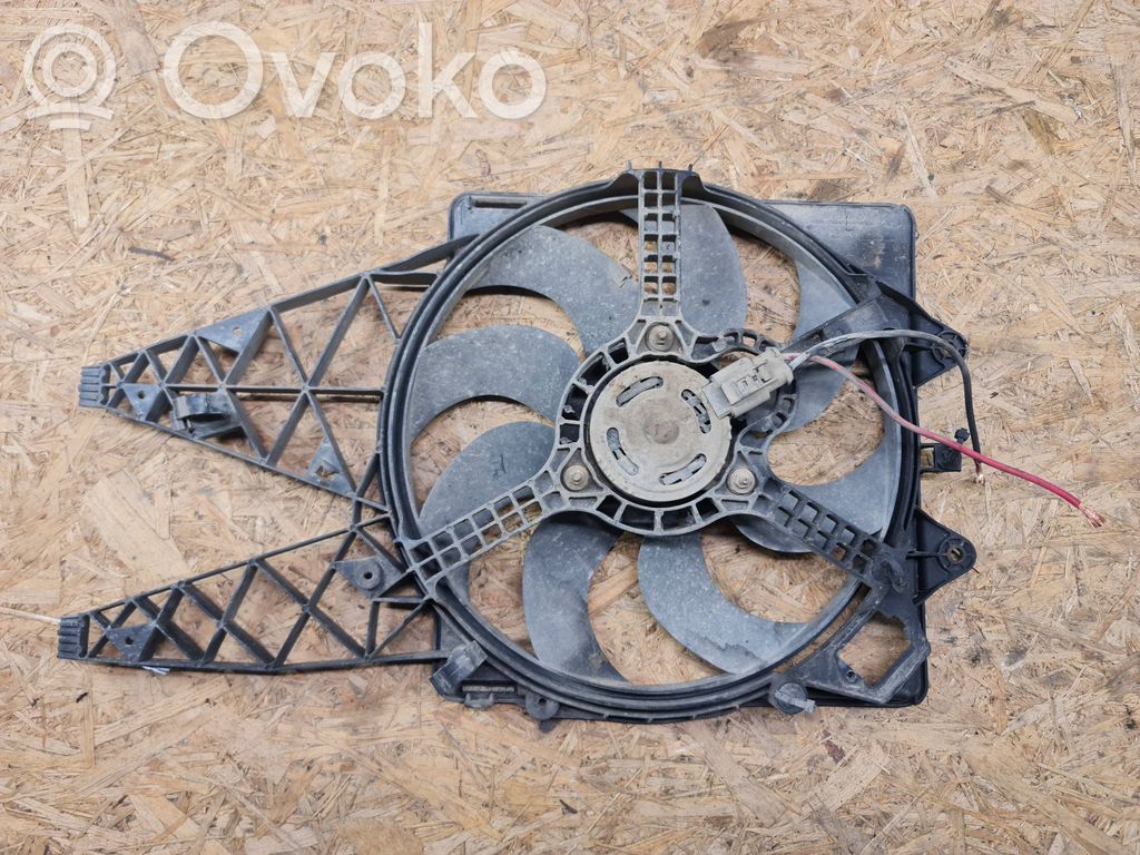 Fiat Grande Punto Elektryczny wentylator chłodnicy 