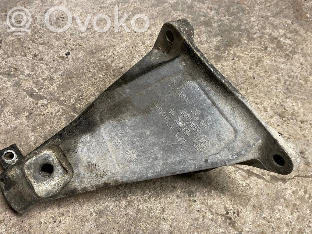 BMW 7 E65 E66 Halterung Lager Motor 