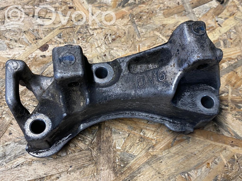Peugeot Partner Engine mounting bracket 
