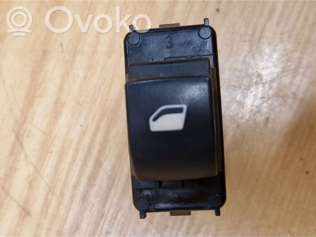 Peugeot Partner Electric window control switch 