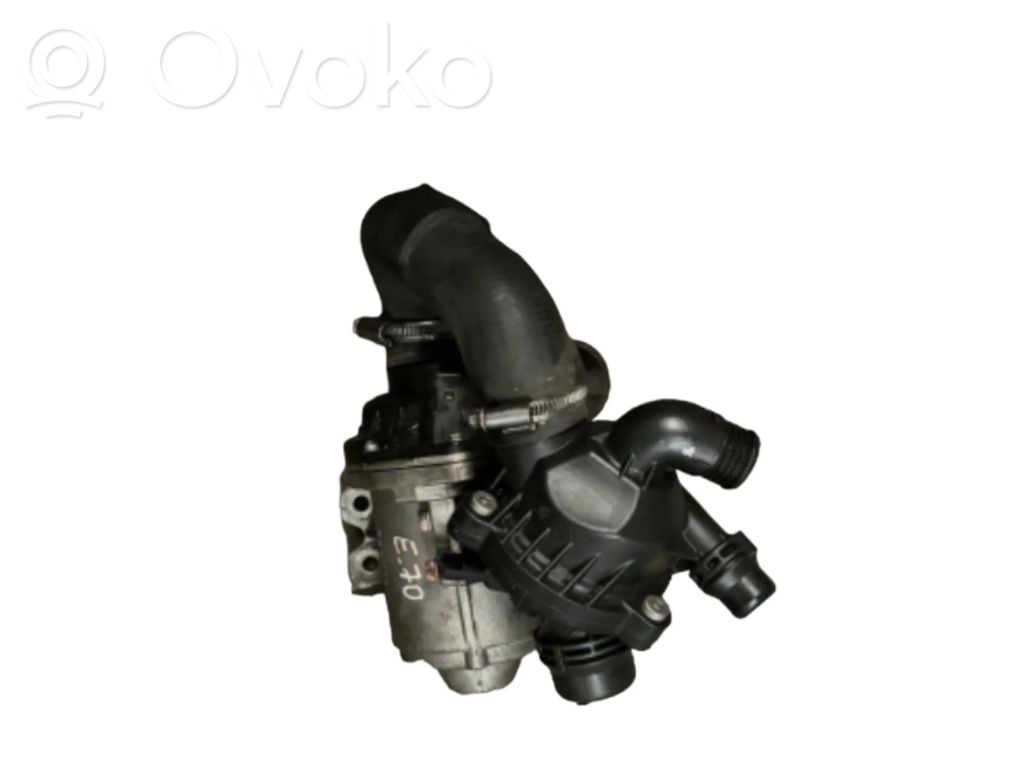 Water pump   7632426